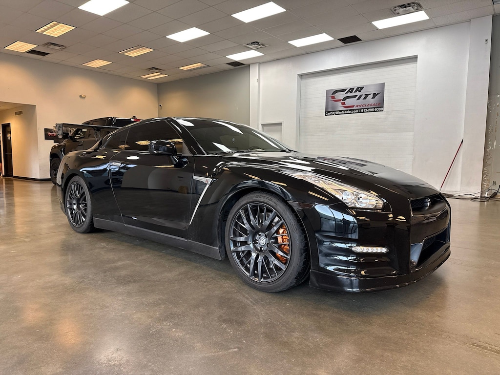 Used 2016 Nissan GT-R Premium Coupe