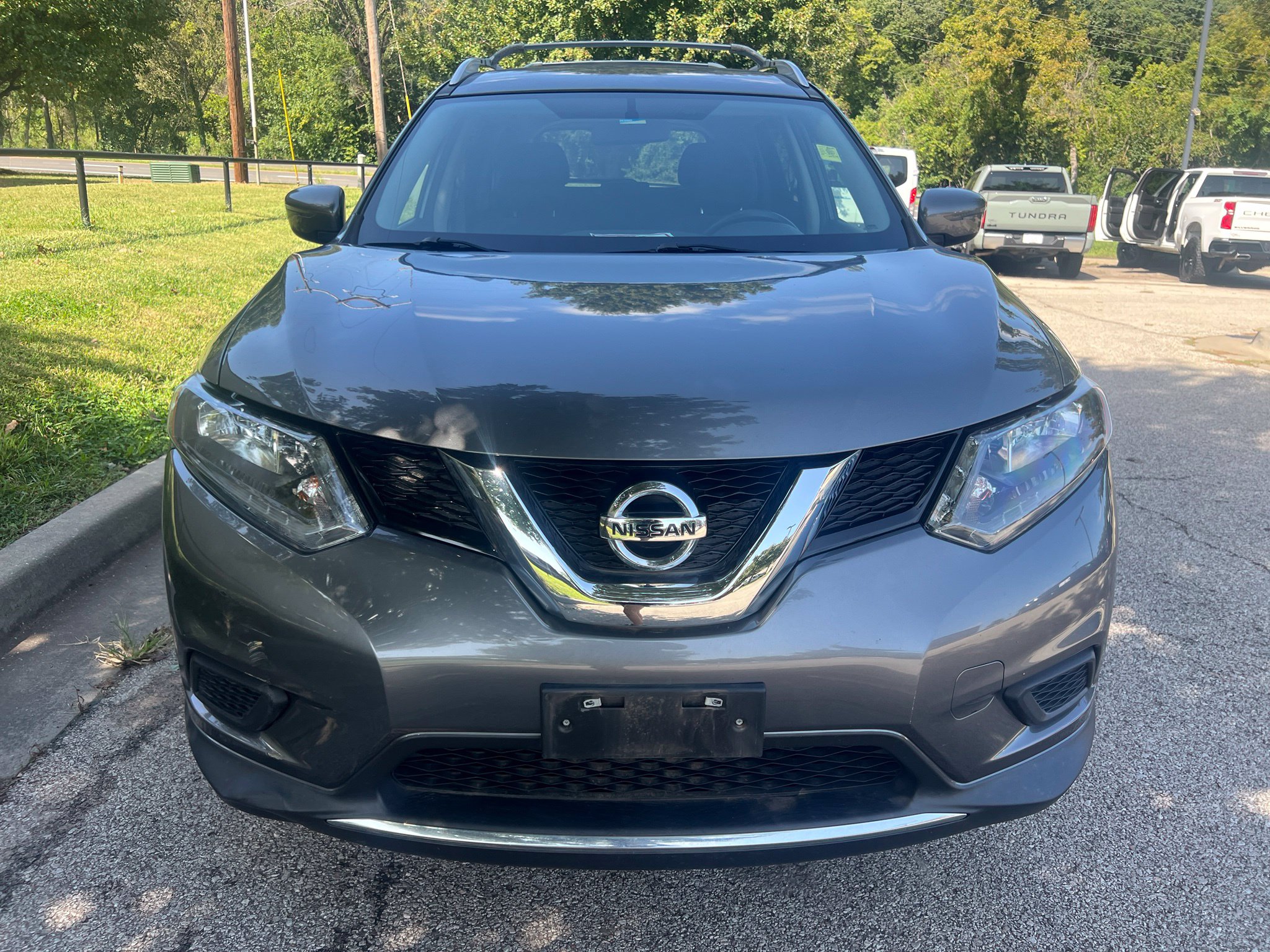 Used 2016 Nissan Rogue SV SUV