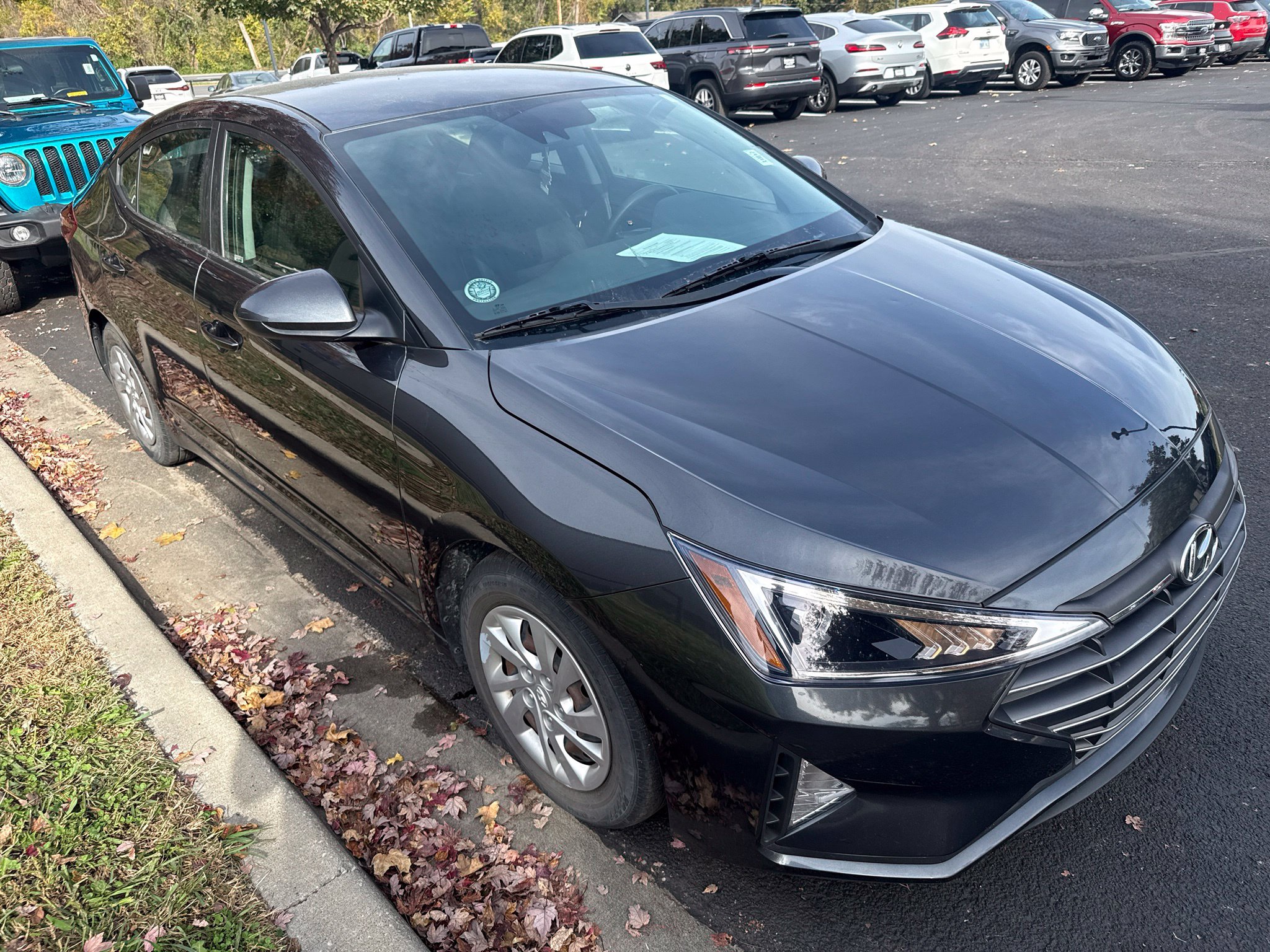 Used 2020 Hyundai Elantra SE Sedan