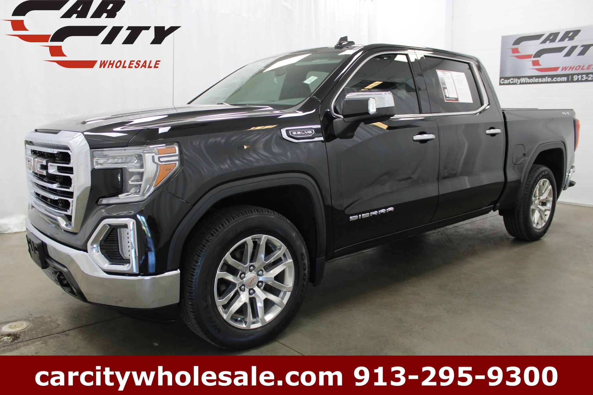 2019 GMC Sierra SLT 4x4 Crew Cab Short Box's photo