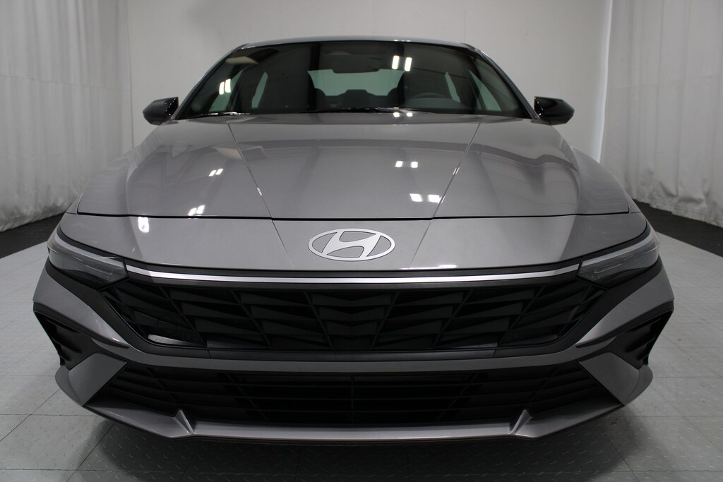 Used 2025 Hyundai Elantra SEL Sport Sedan