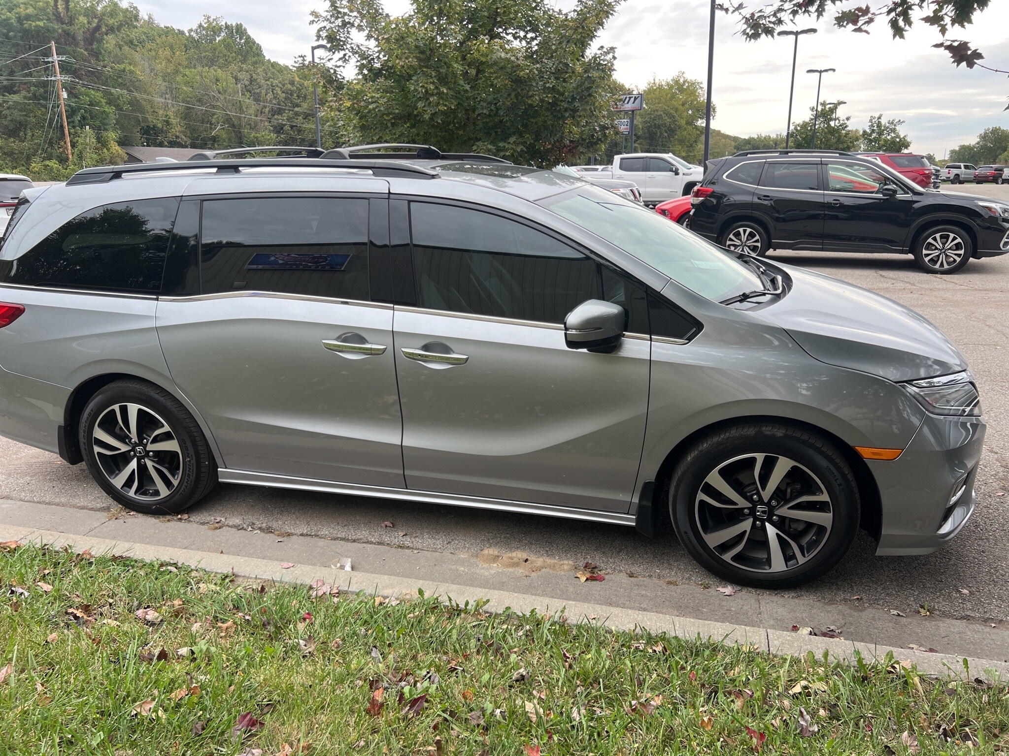 2018 Honda Odyssey Elite photo 4