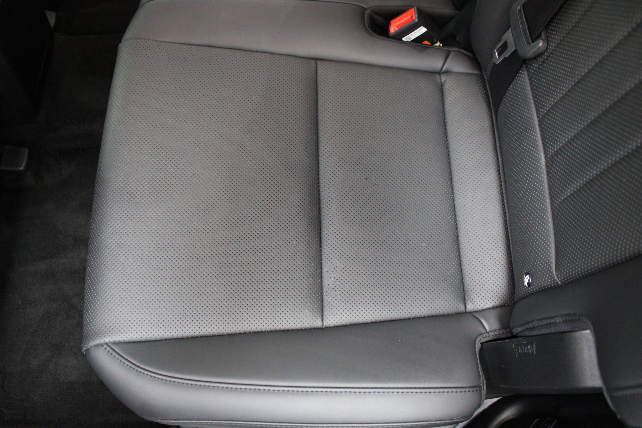 2025 Hyundai Santa Fe SEL - Photo 19
