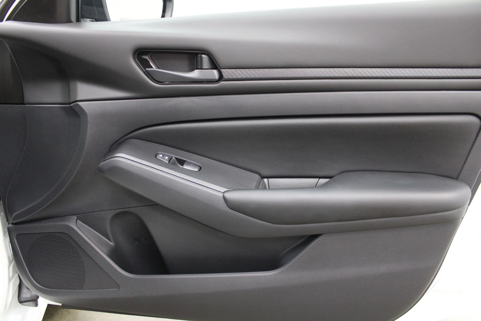 2025 Nissan Altima S - Photo 25
