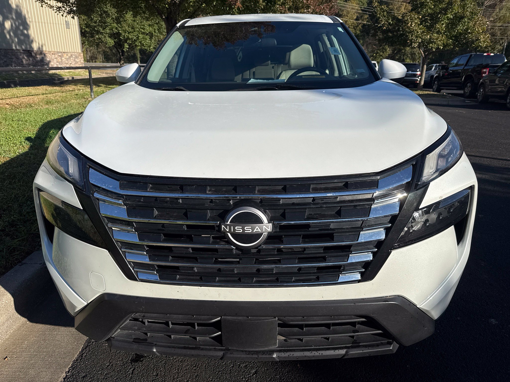 Used 2024 Nissan Rogue SV SUV