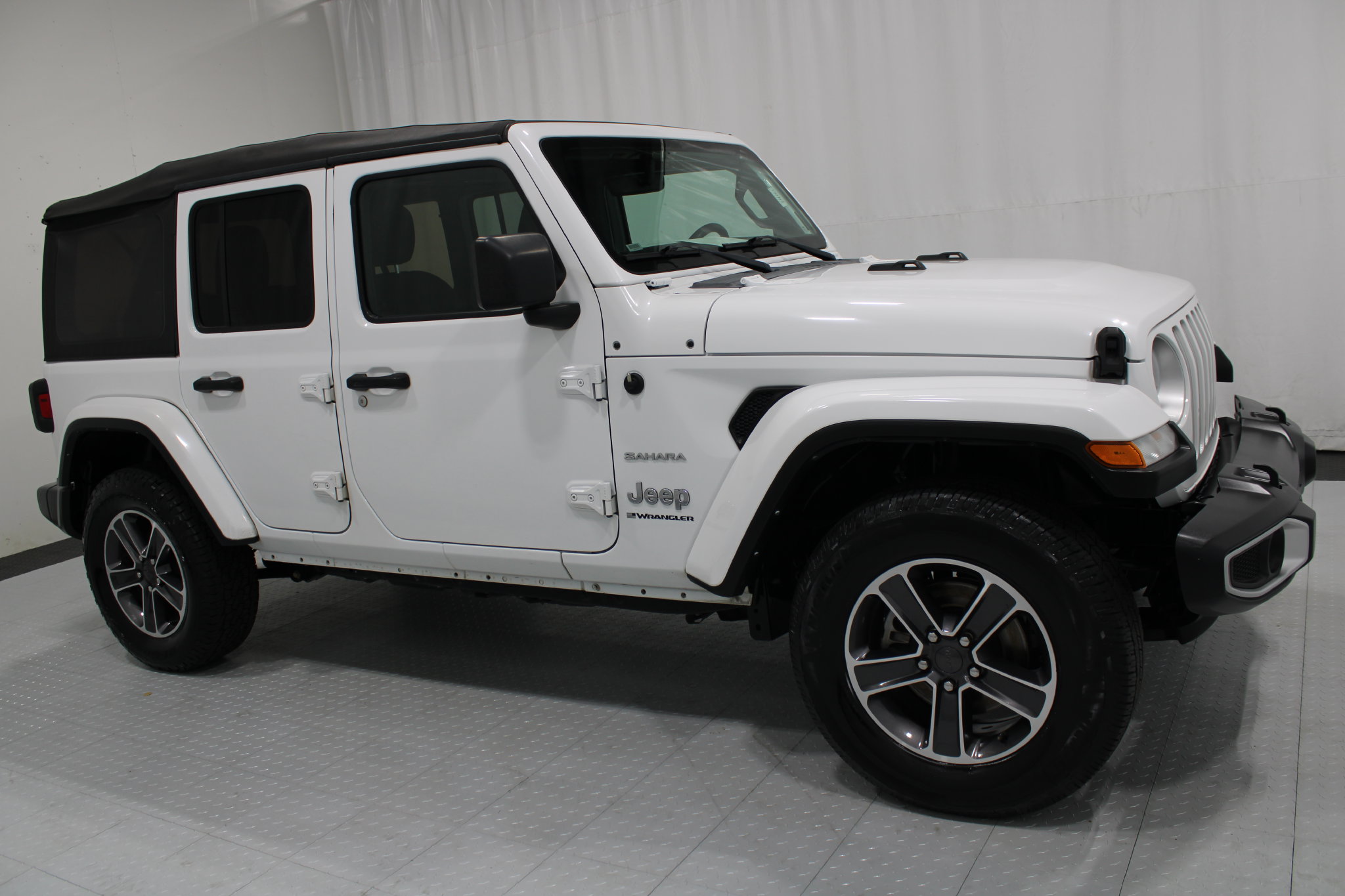 Used 2023 Jeep Wrangler Sahara SUV