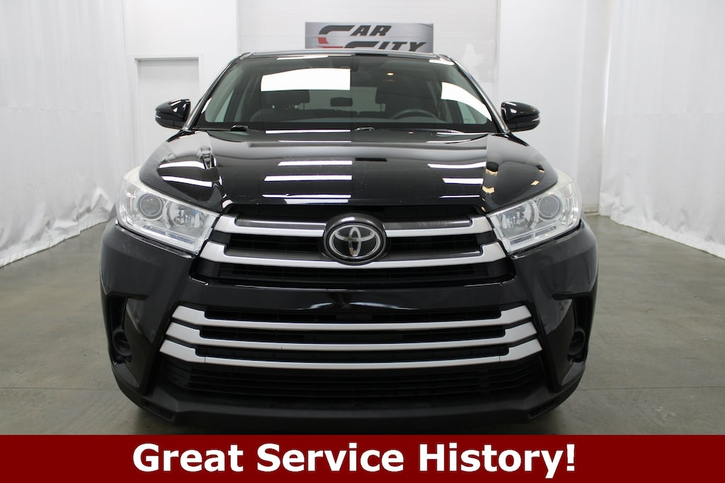 Used 2018 Toyota Highlander LE SUV