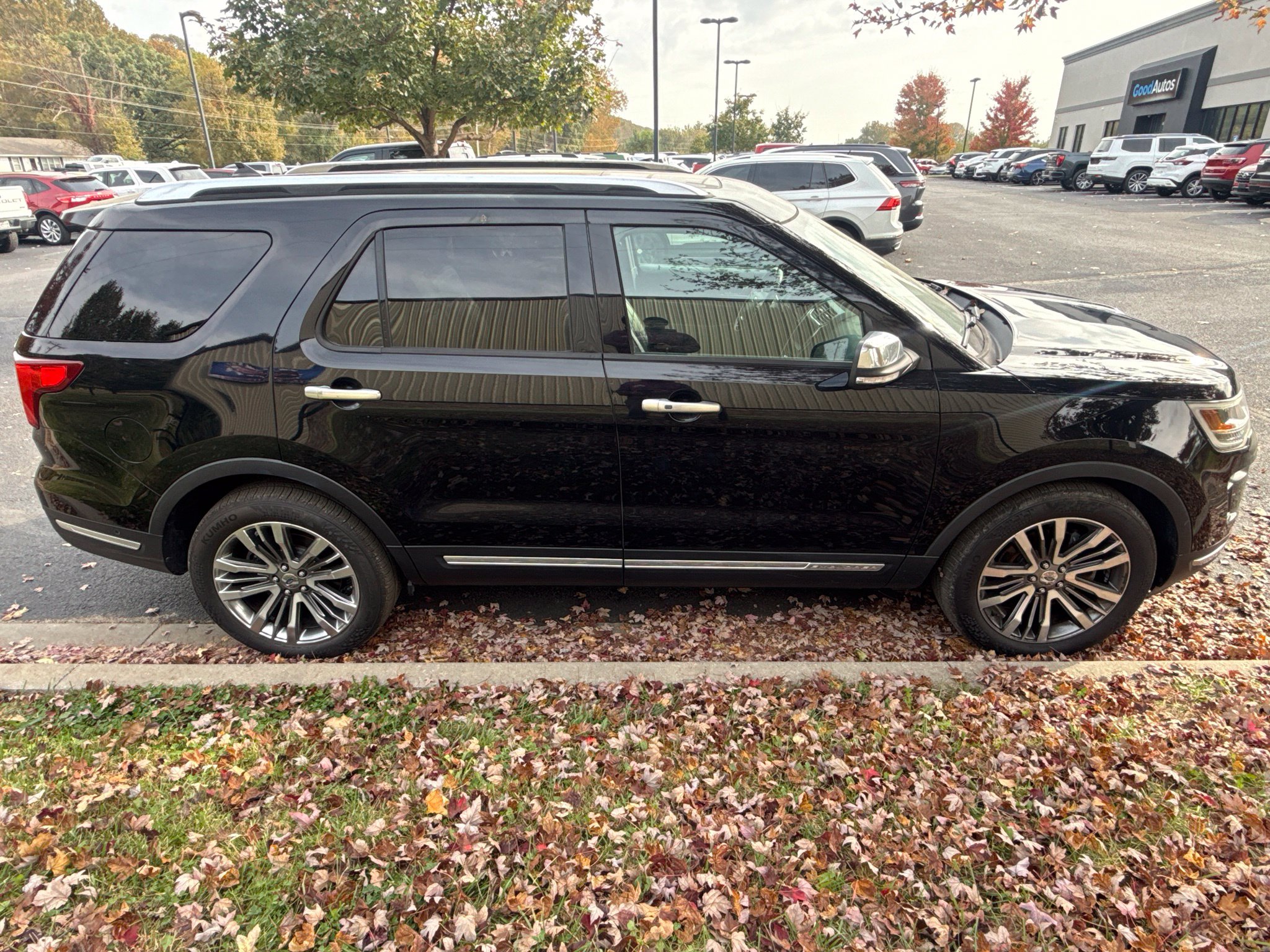 Used 2018 Ford Explorer Platinum SUV