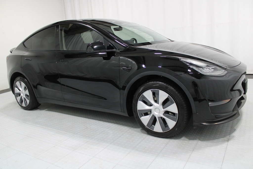 Used 2023 Tesla Model Y Long Range SUV