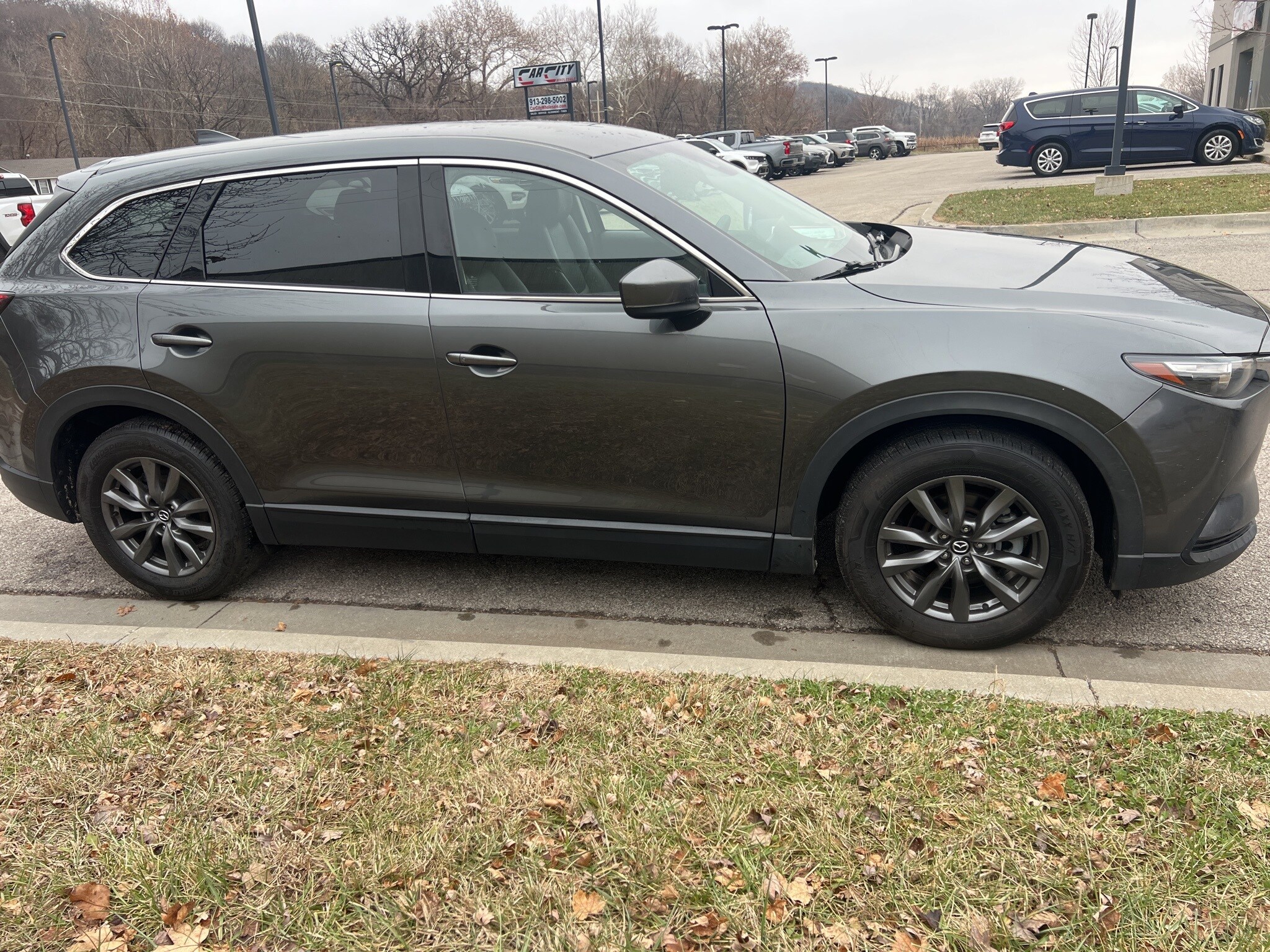 2021 Mazda CX-9 Touring Sport photo 3