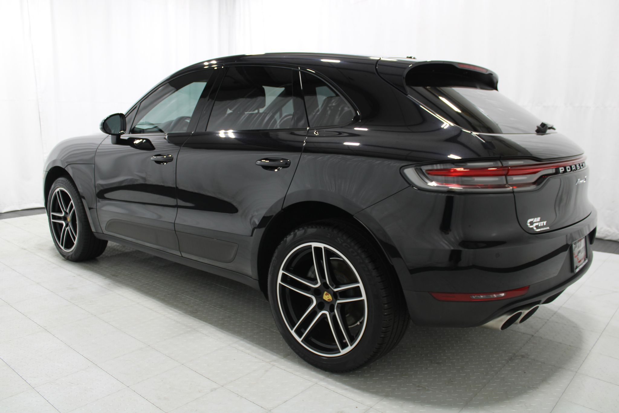 2021 Porsche Macan S - Photo 8