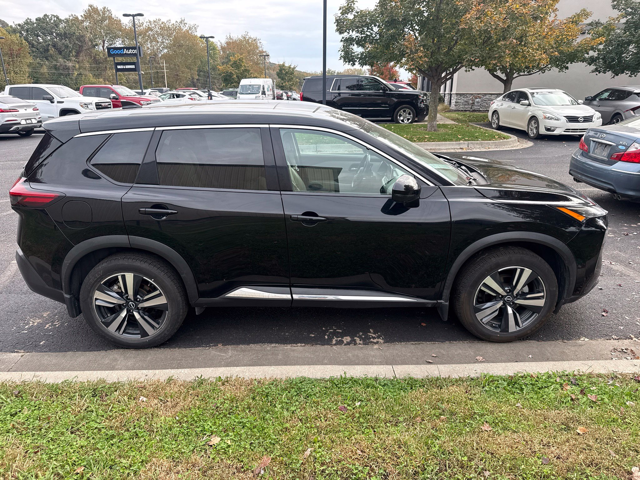Used 2023 Nissan Rogue SL SUV