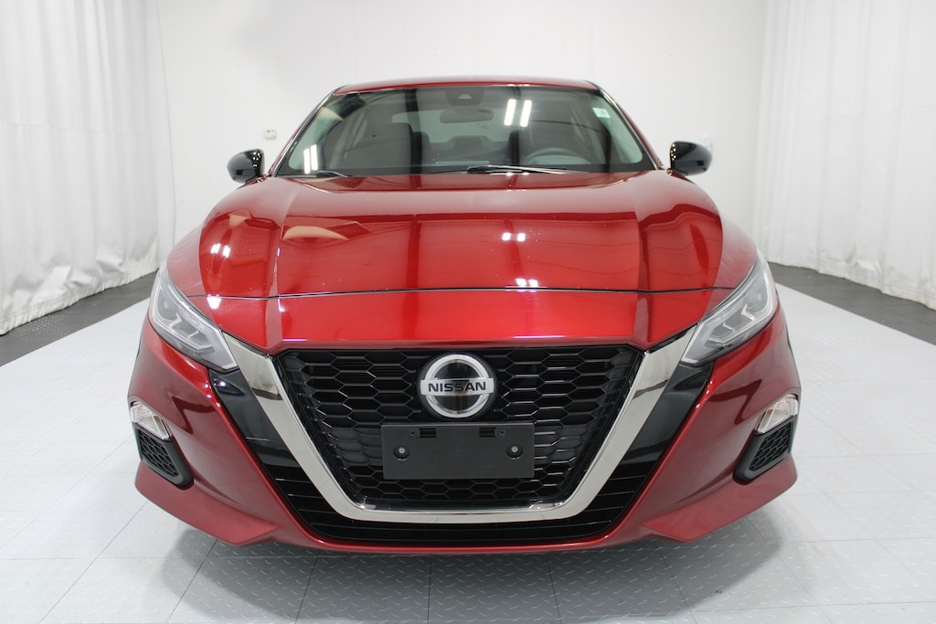 Used 2021 Nissan Altima 2.5 SR Sedan