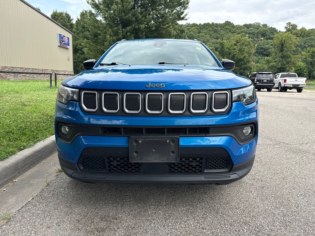 Used 2022 Jeep Compass Latitude SUV