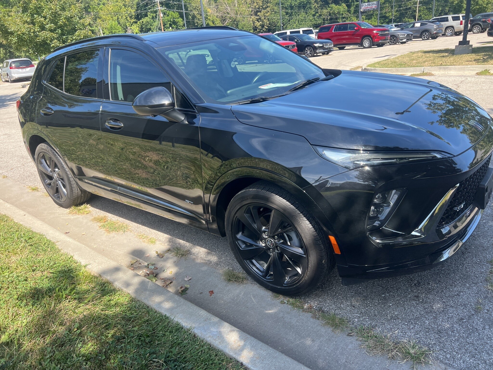 2024 Buick Envision Sport Touring photo 3