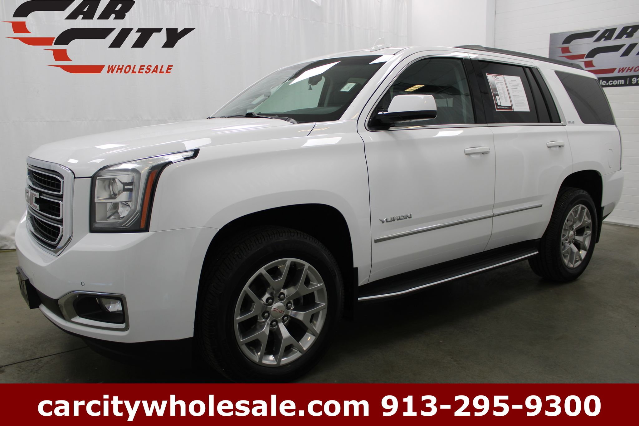 2019 GMC Yukon 4WD SLE's photo