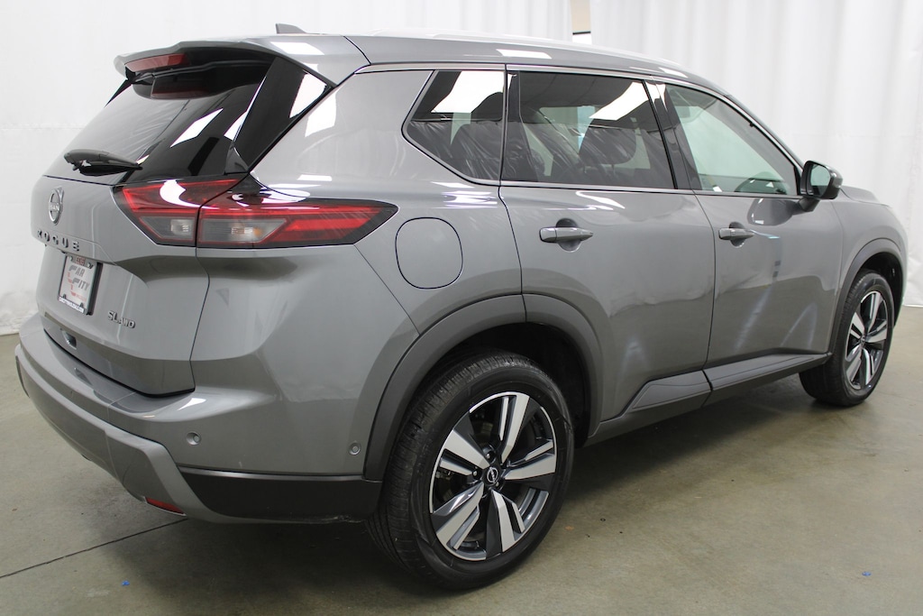 Used 2024 Nissan Rogue SL SUV