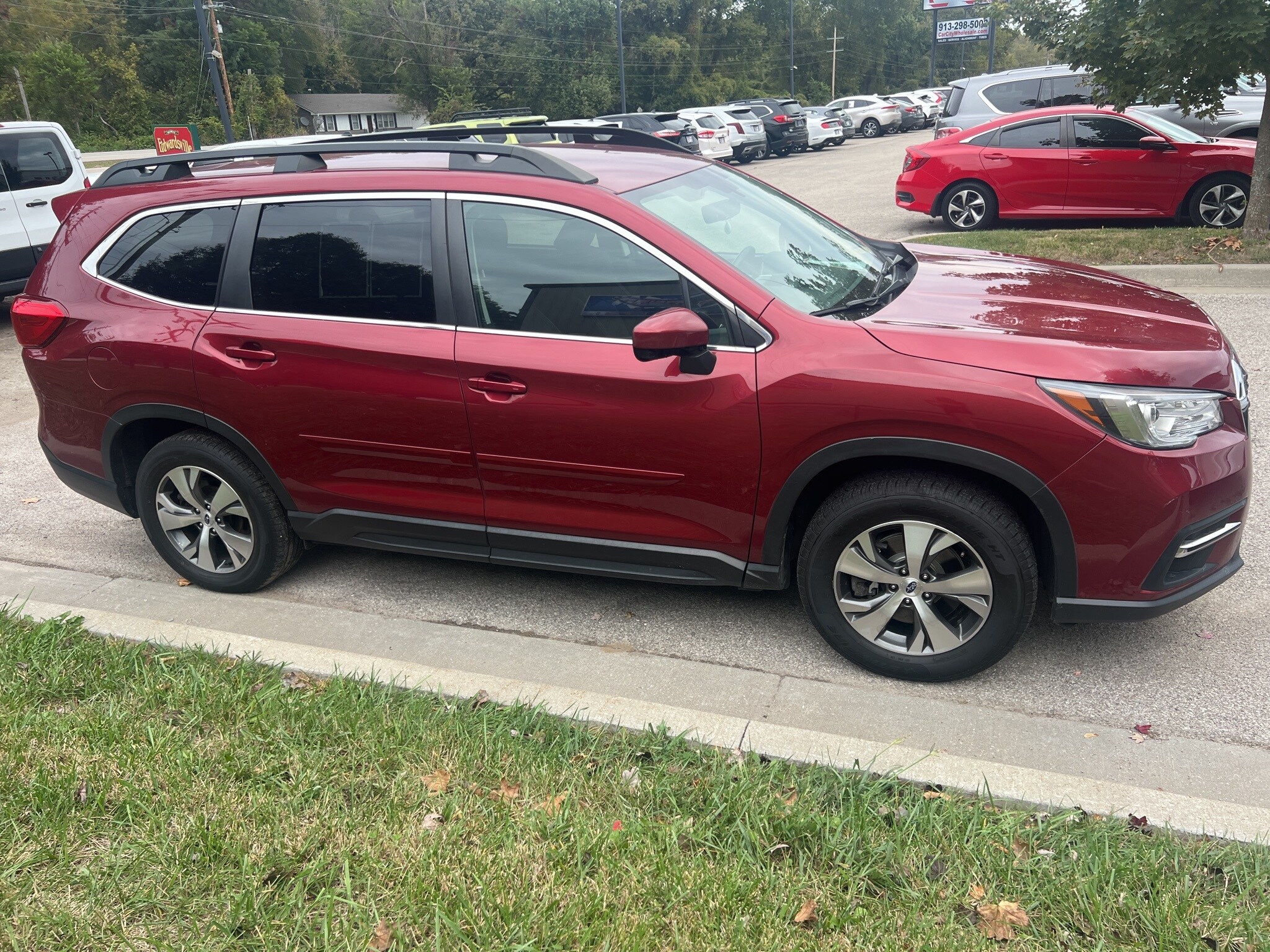 2022 Subaru Ascent Premium photo 4