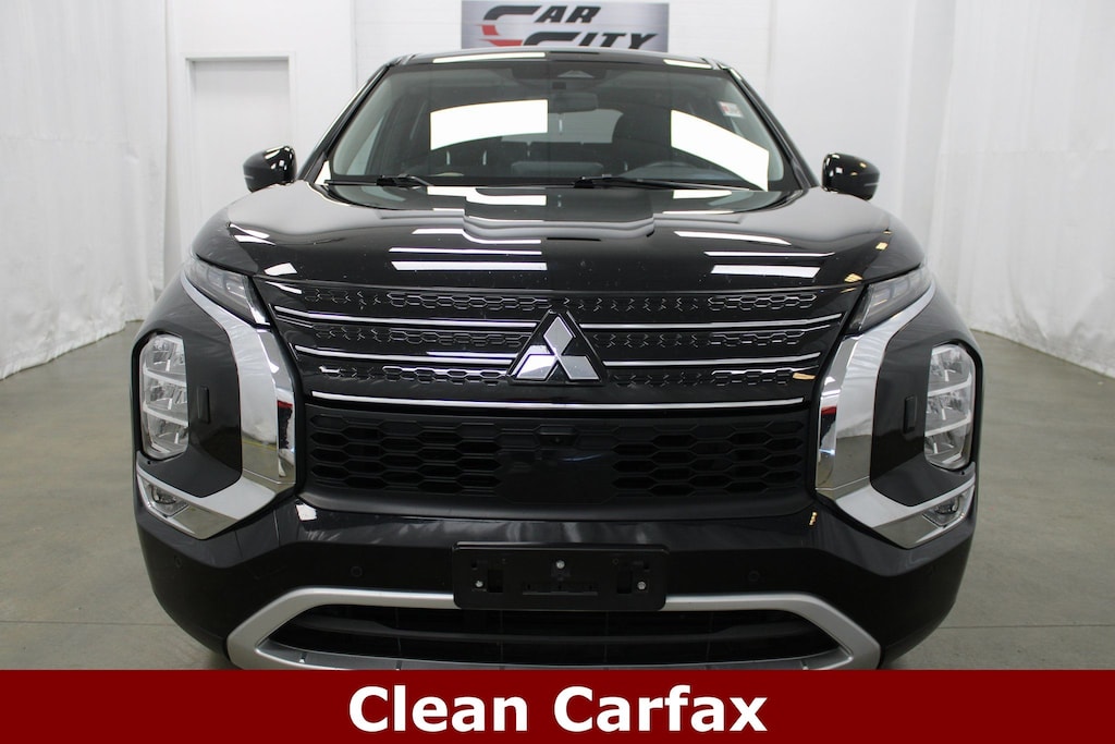 Used 2023 Mitsubishi Outlander SE SUV