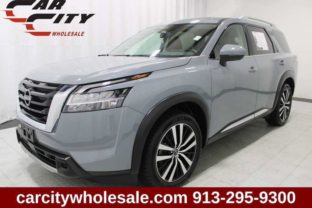 Used 2023 Nissan Pathfinder Platinum SUV