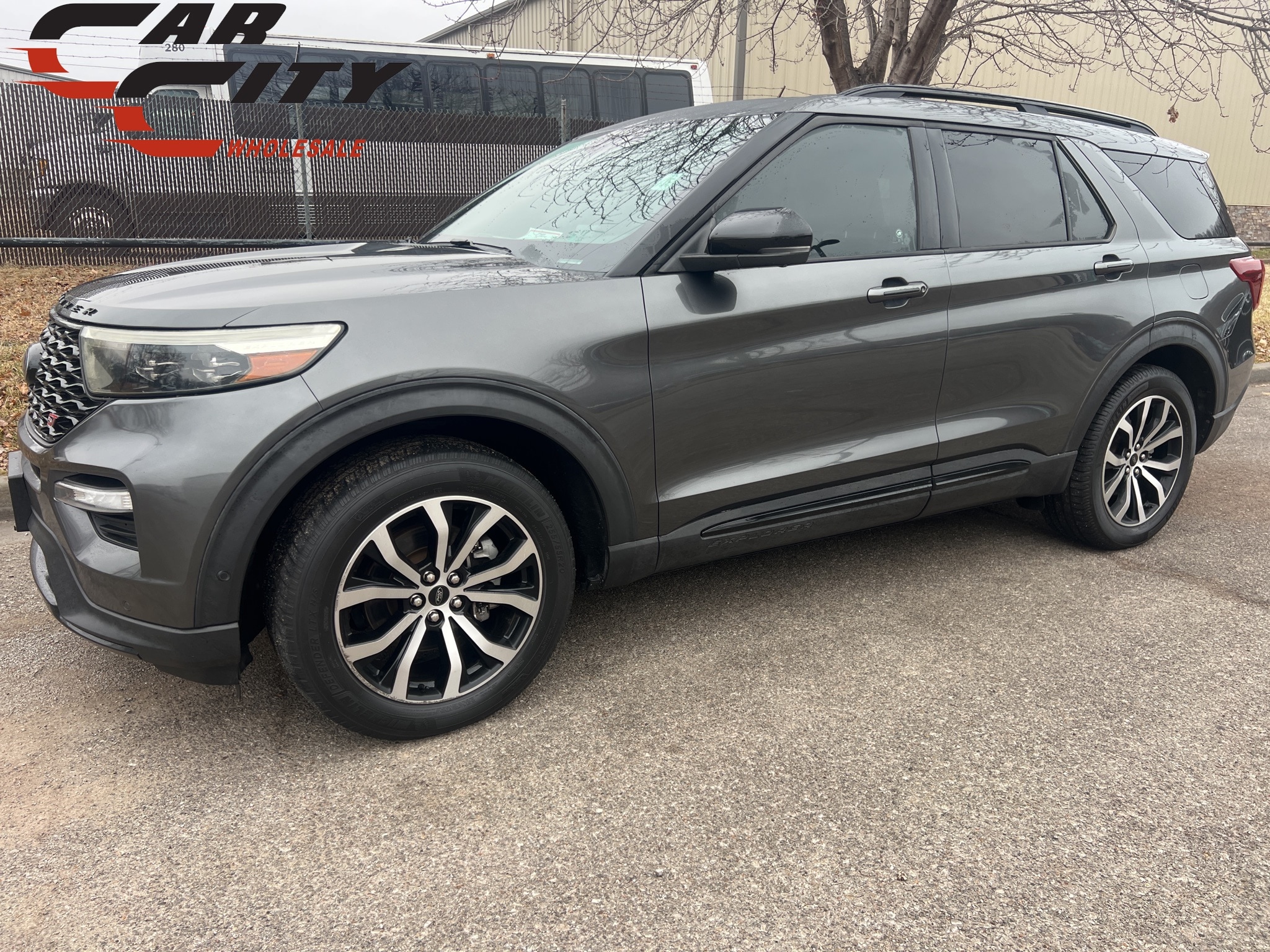 2020 Ford Explorer ST's photo