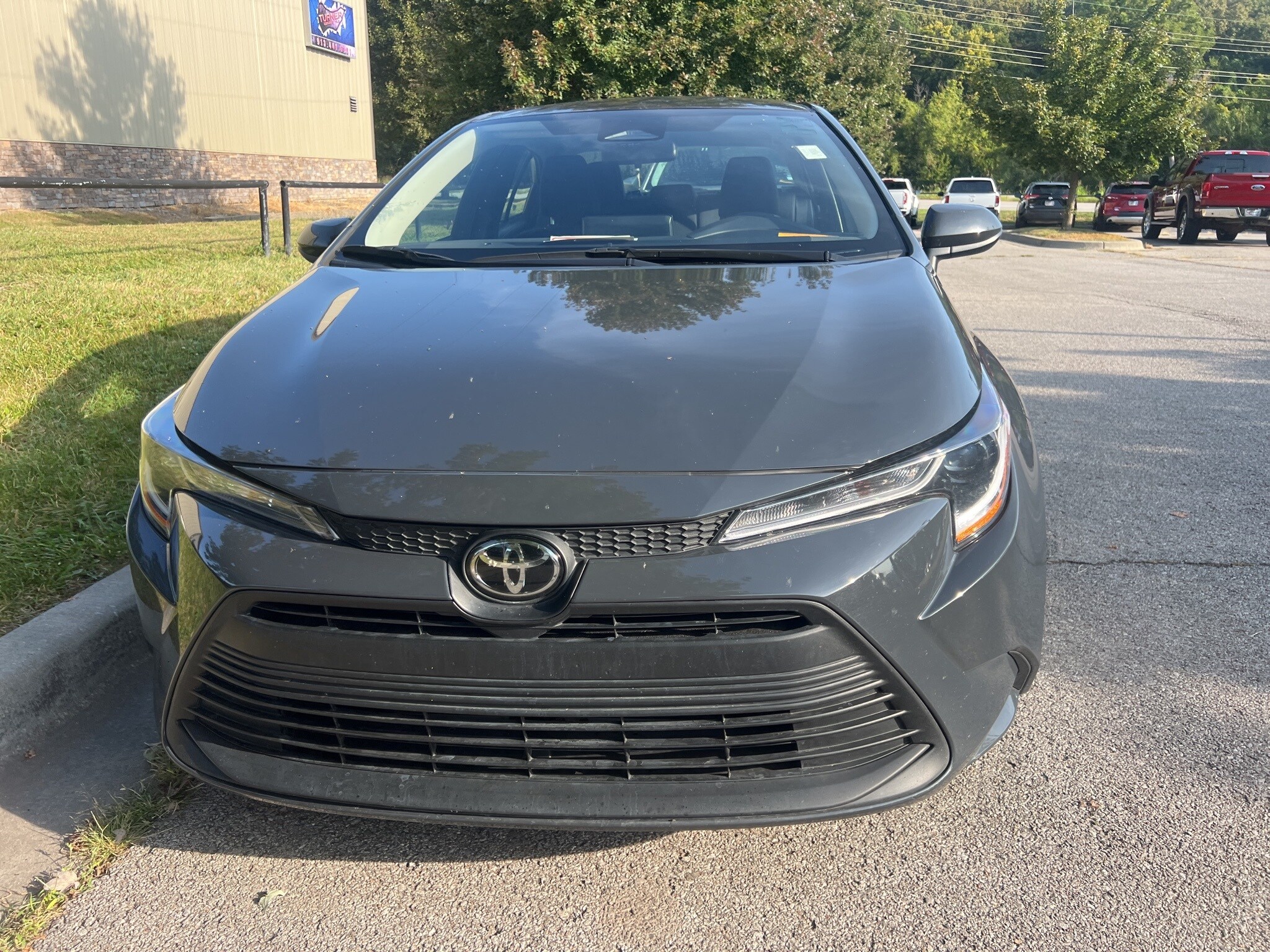 2024 Toyota Corolla LE photo 2