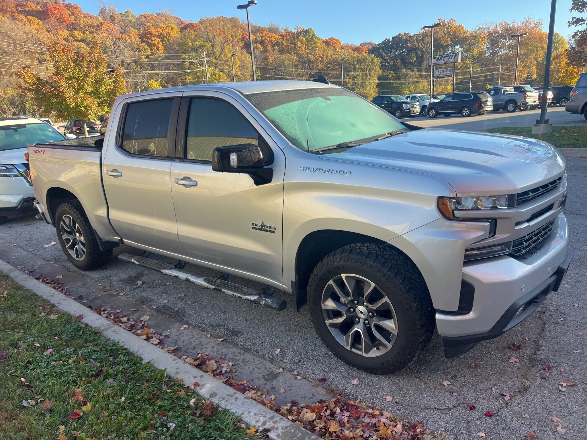 2021 Chevrolet Silverado 1500 RST photo 3