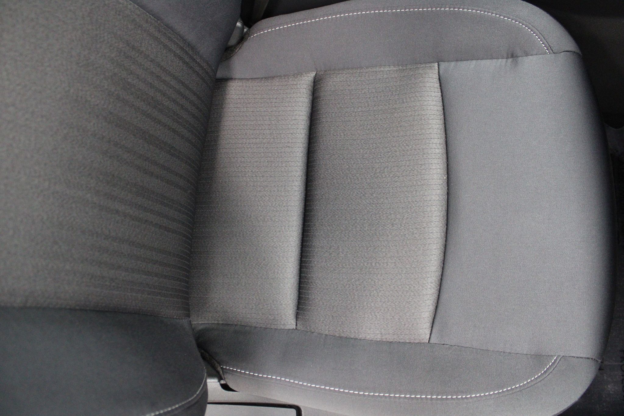 2025 Nissan Altima S - Photo 27