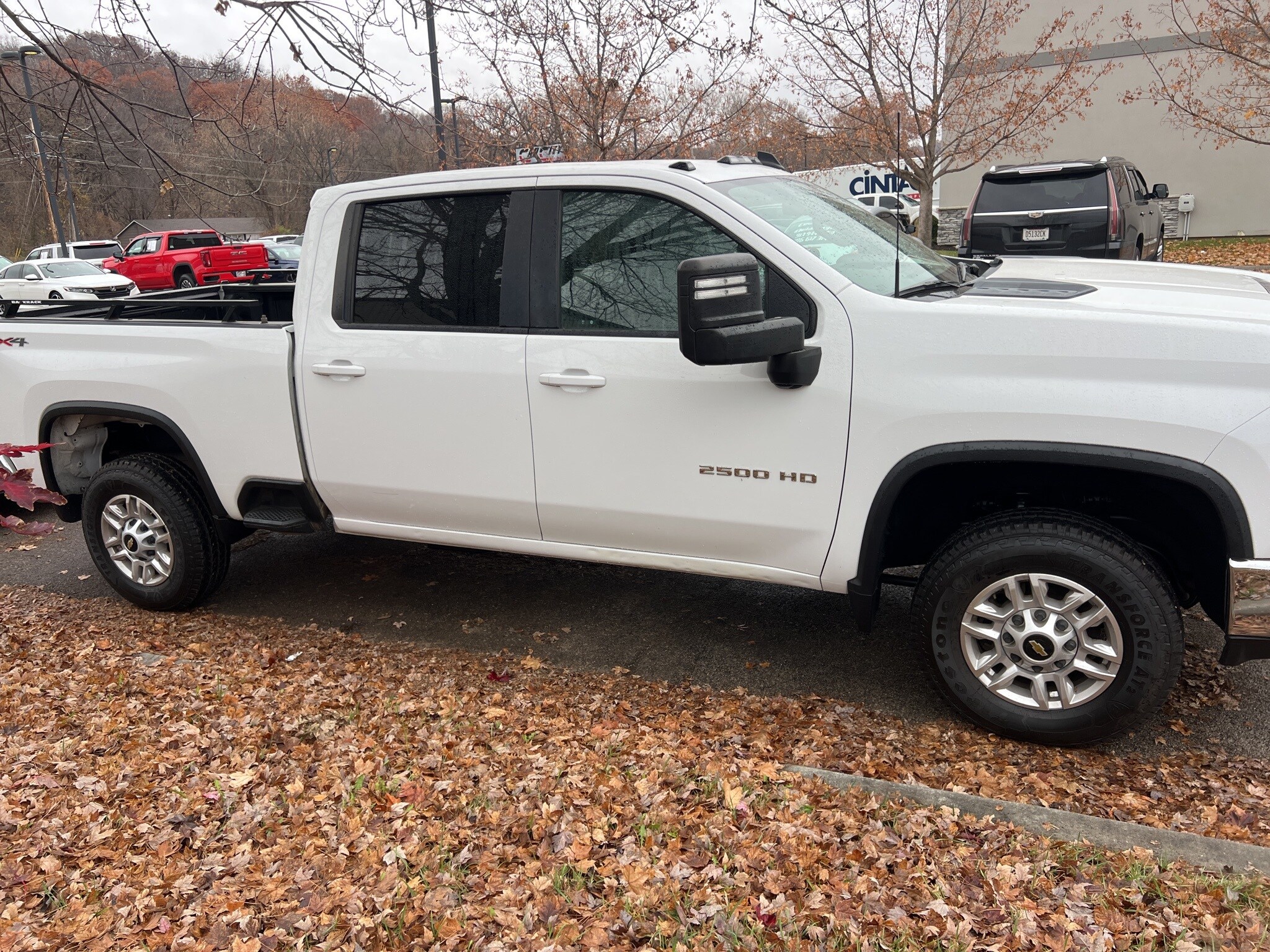 2020 Chevrolet Silverado 2500HD LT photo 4