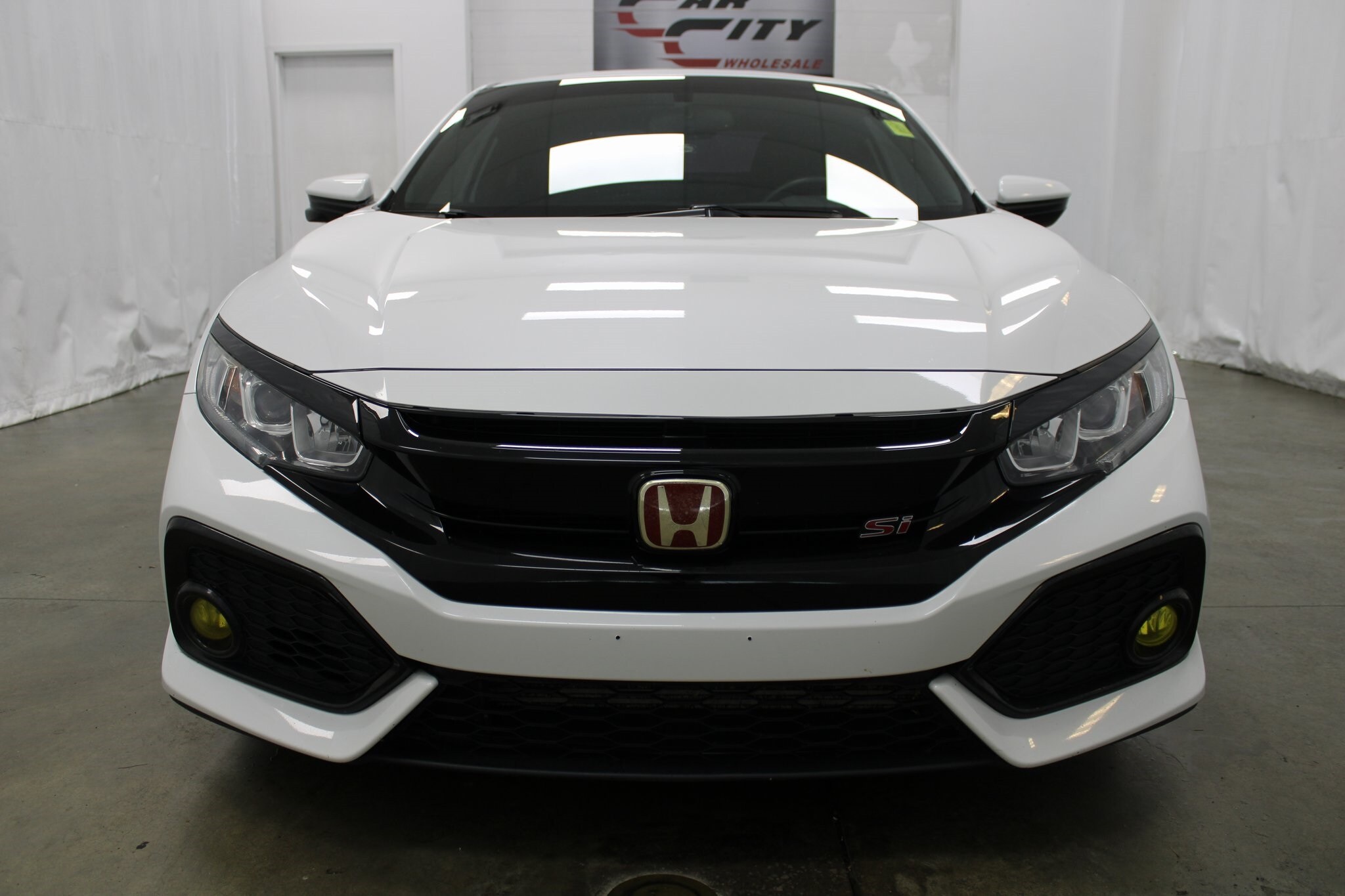 2019 Honda Civic Si photo 2