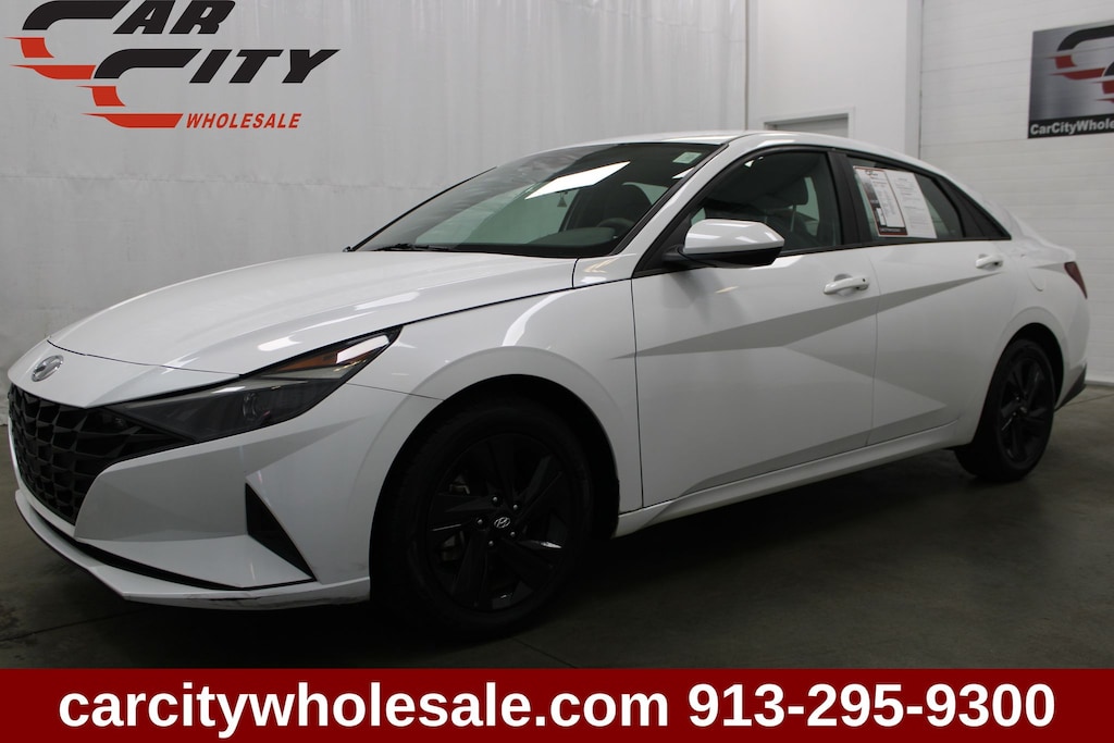 Used 2022 Hyundai Elantra SEL Sedan