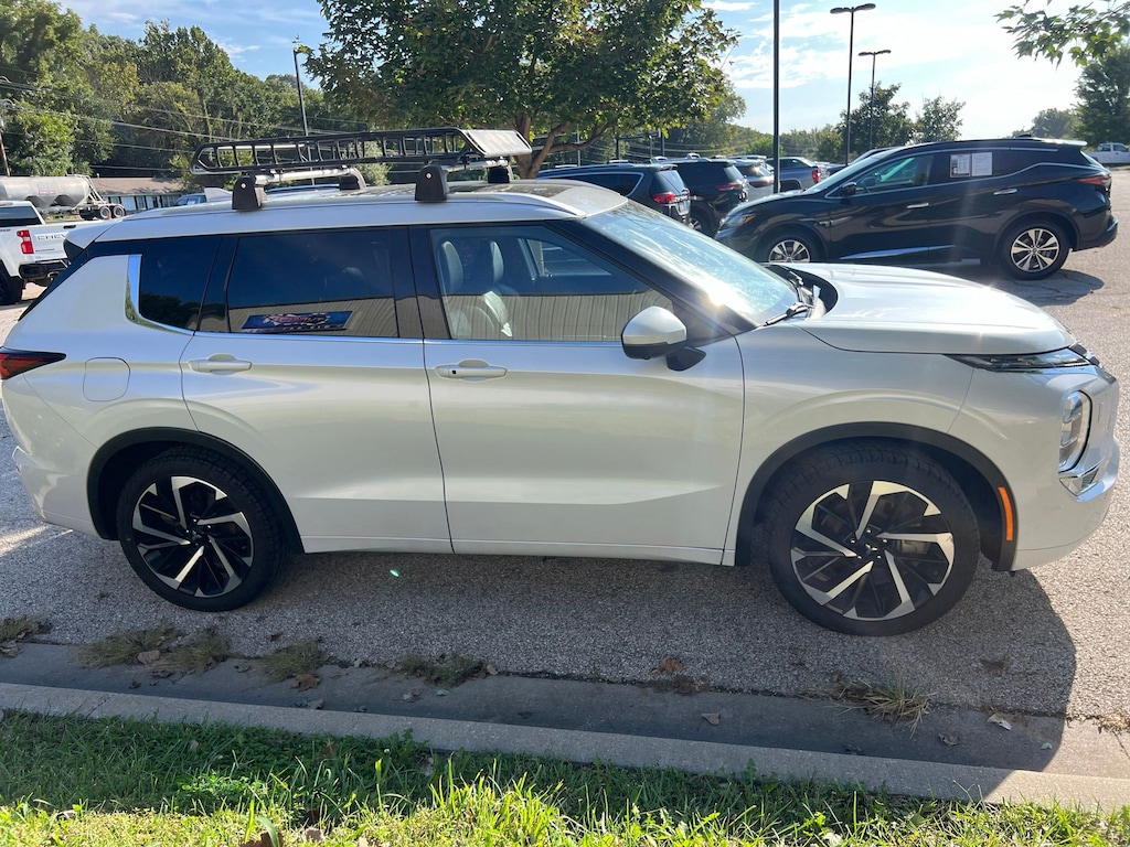 Used 2022 Mitsubishi Outlander SEL SUV