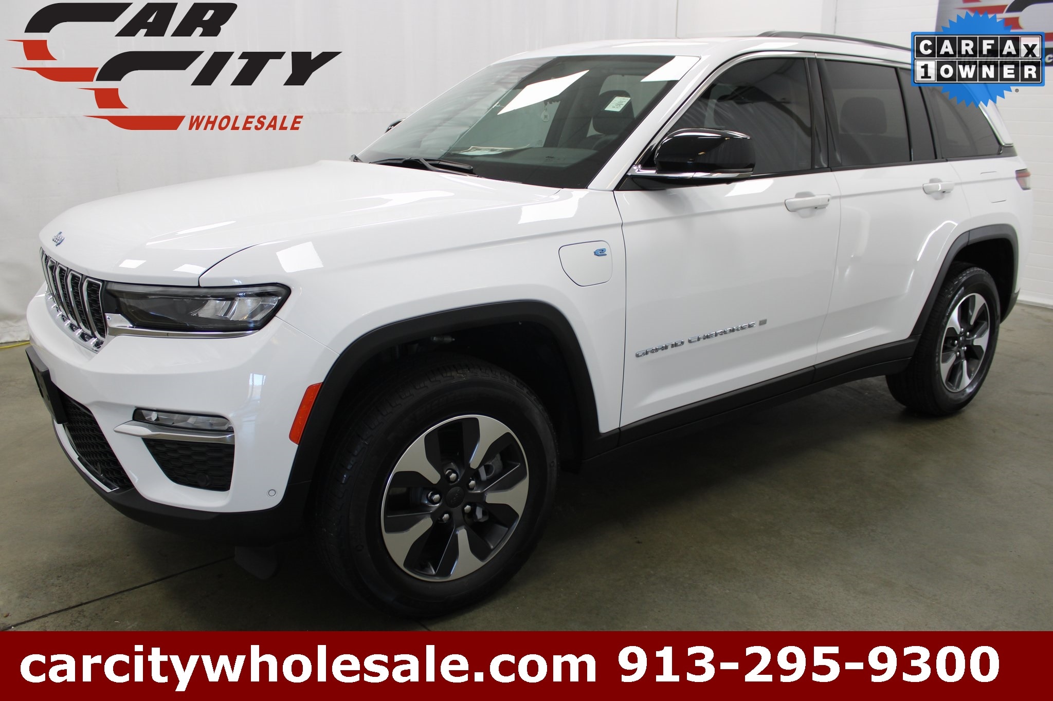 2023 Jeep Grand Cherokee 4xe's photo