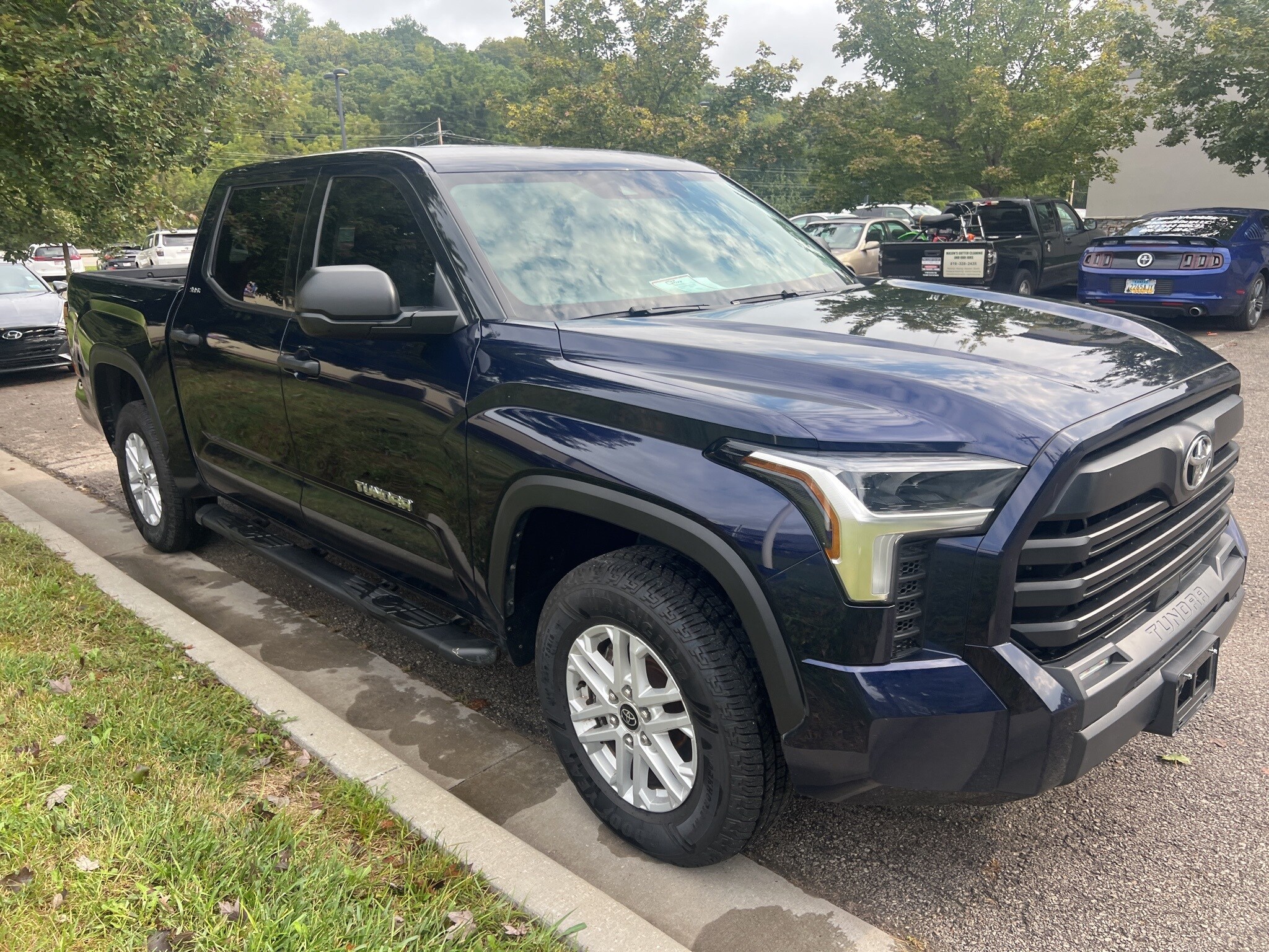 2022 Toyota Tundra SR5 photo 3