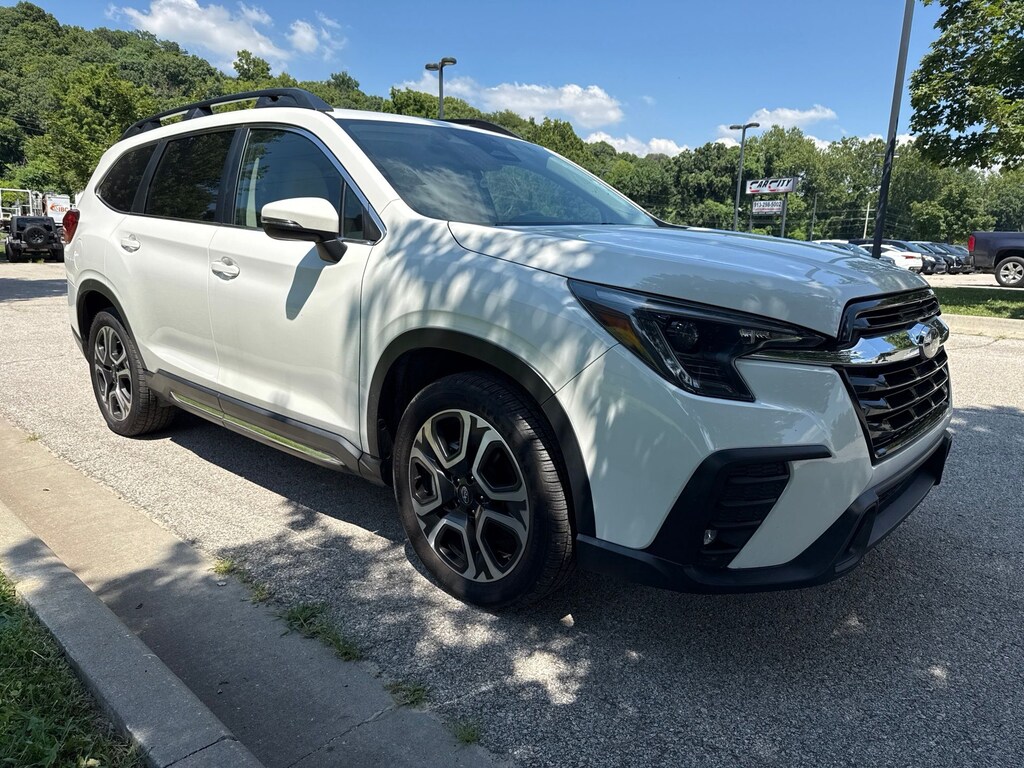 Used 2023 Subaru Ascent Limited SUV