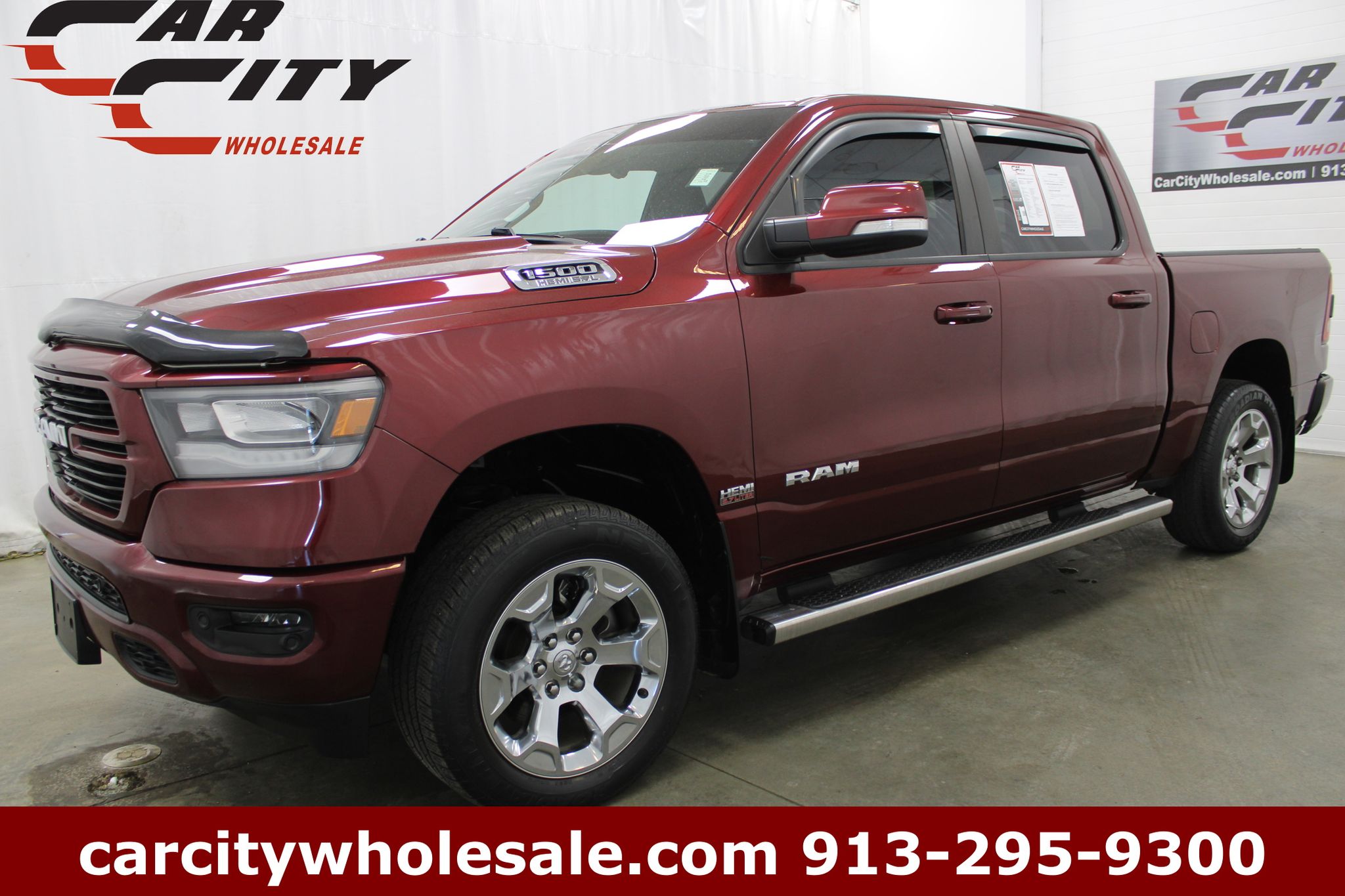 2019 RAM 1500 Big Horn/Lone Star 4x4 Crew Cab 5'7's photo