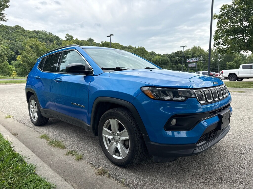 Used 2022 Jeep Compass Latitude SUV