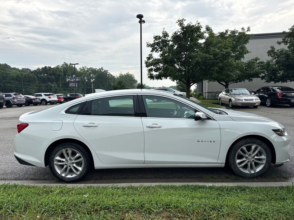 Used 2018 Chevrolet Malibu LT Sedan