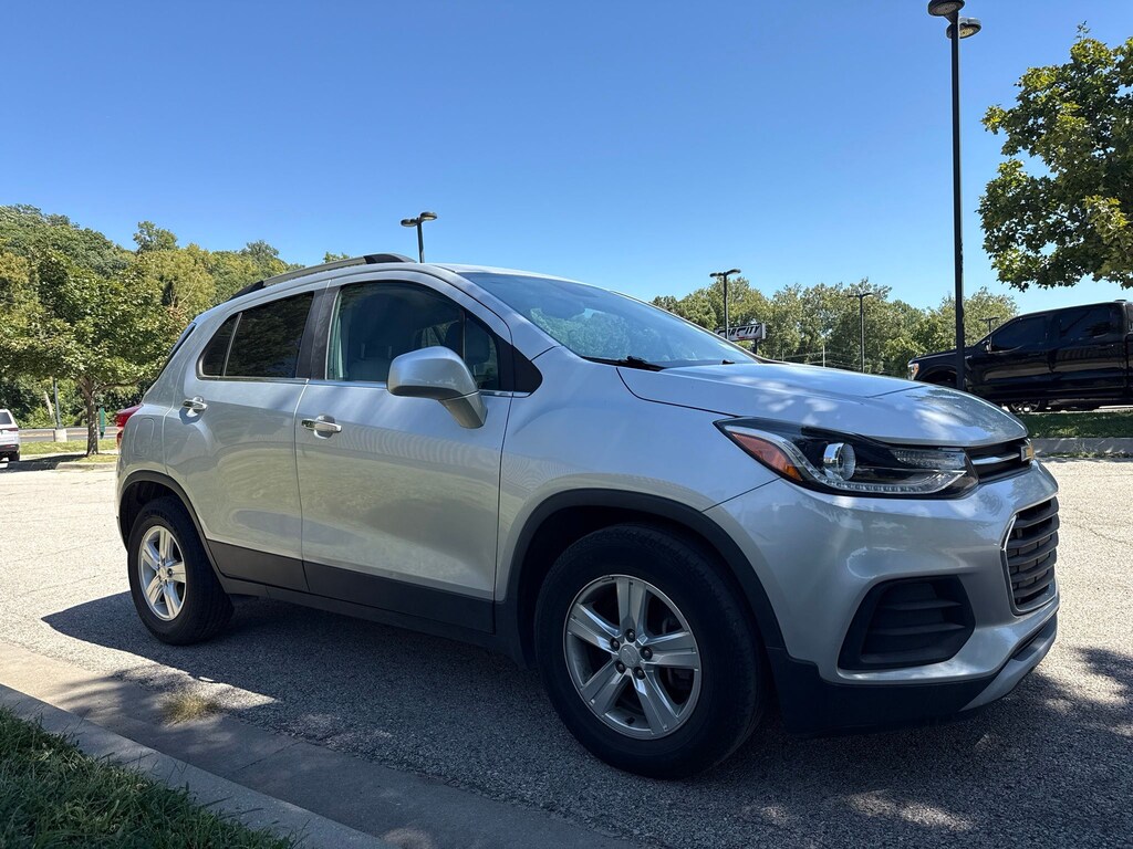 Used 2017 Chevrolet Trax LT SUV