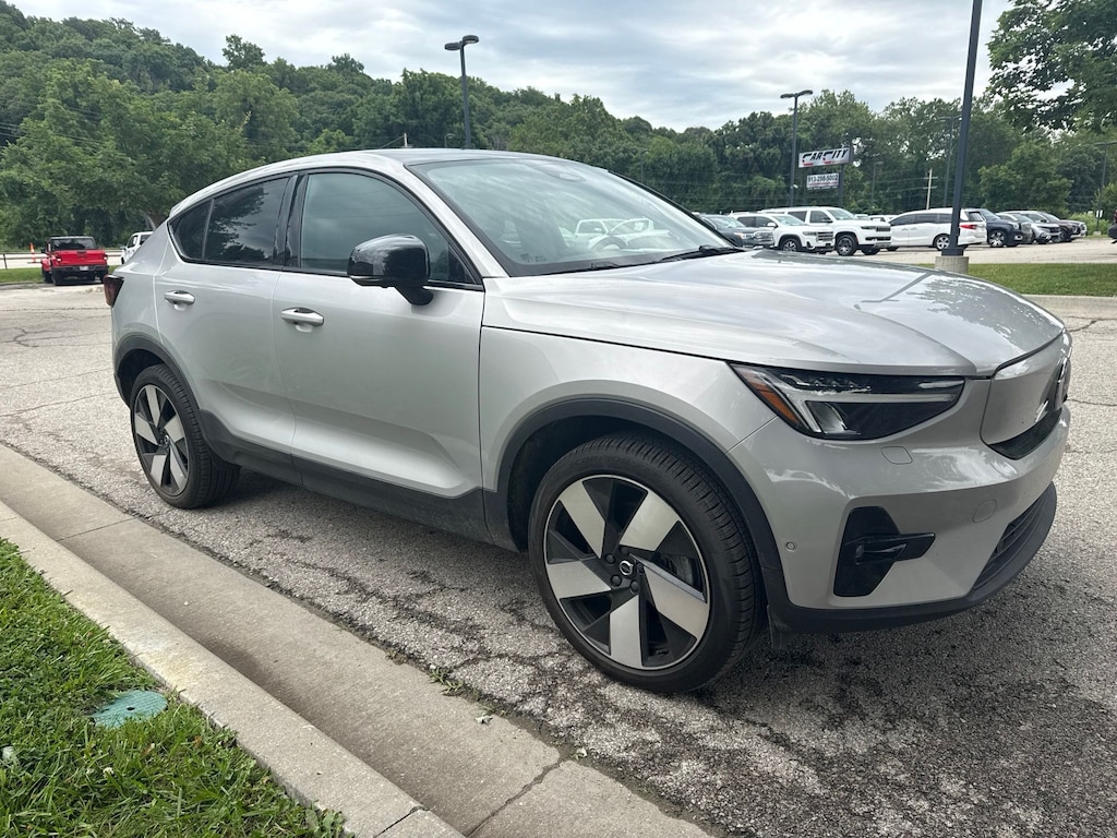Used 2023 Volvo C40 Recharge Pure Electric Ultimate SUV
