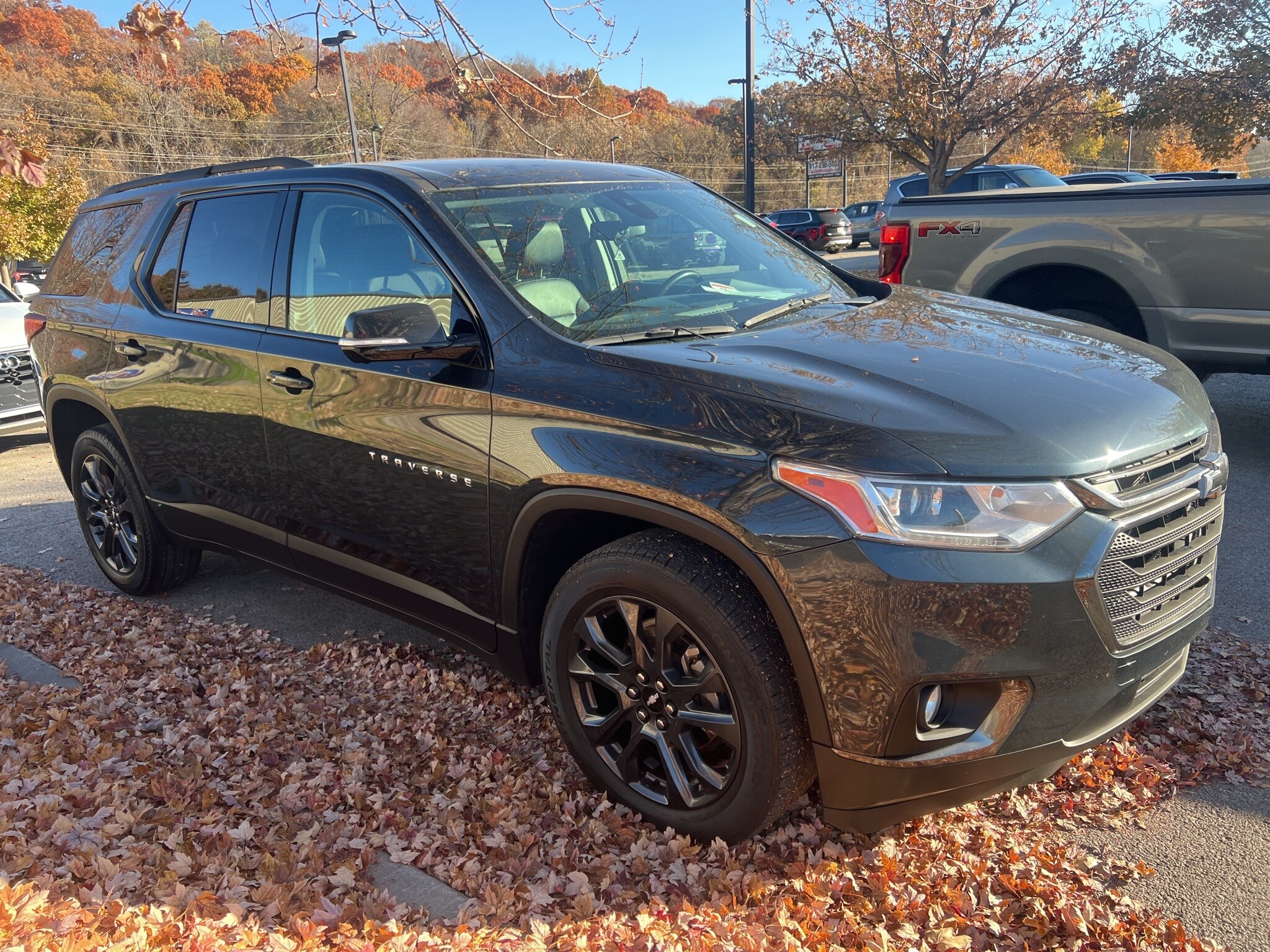 2020 Chevrolet Traverse RS photo 2