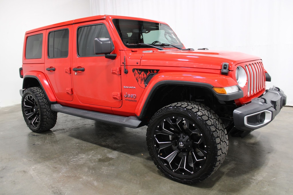 Used 2020 Jeep Wrangler Unlimited Sahara SUV