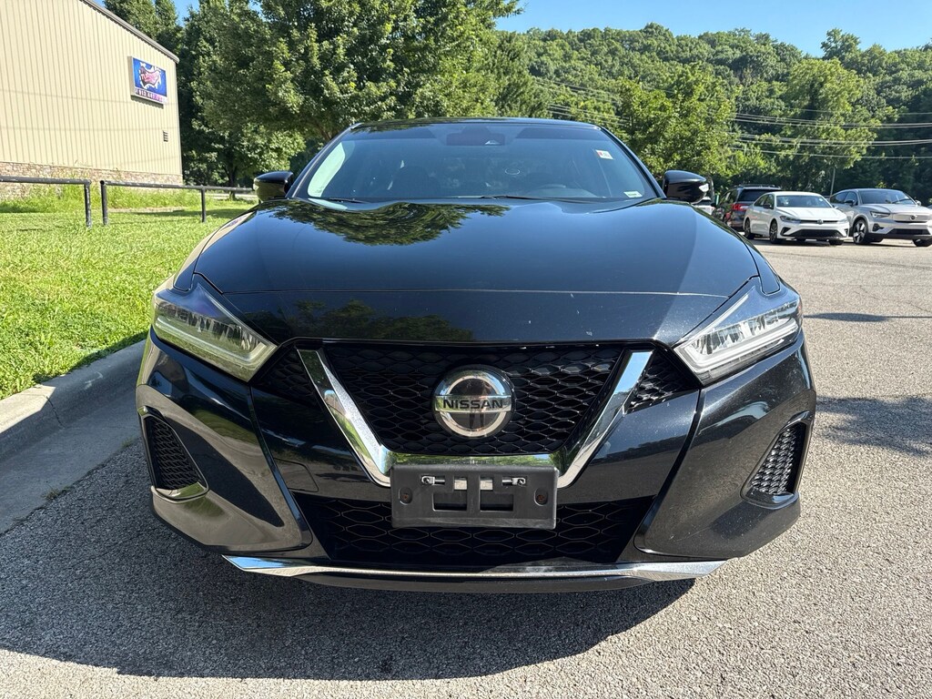 Used 2021 Nissan Maxima SV Sedan