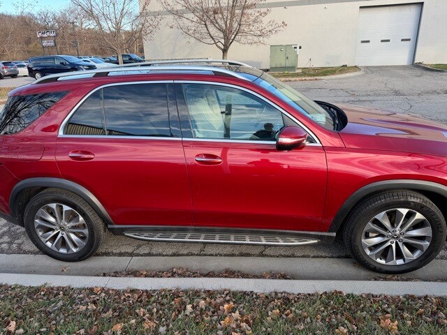 2021 Mercedes Benz GLE 350 4MATIC photo 4