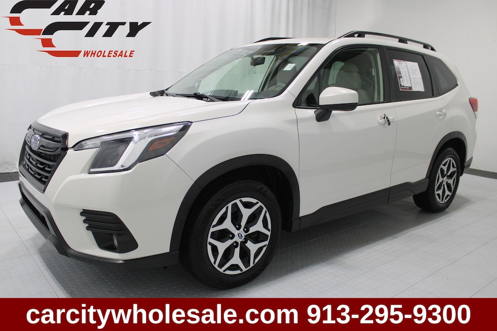 Used 2023 Subaru Forester Premium SUV