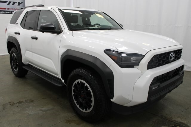 2025 Toyota 4Runner TRD Off-Road Premium photo 3