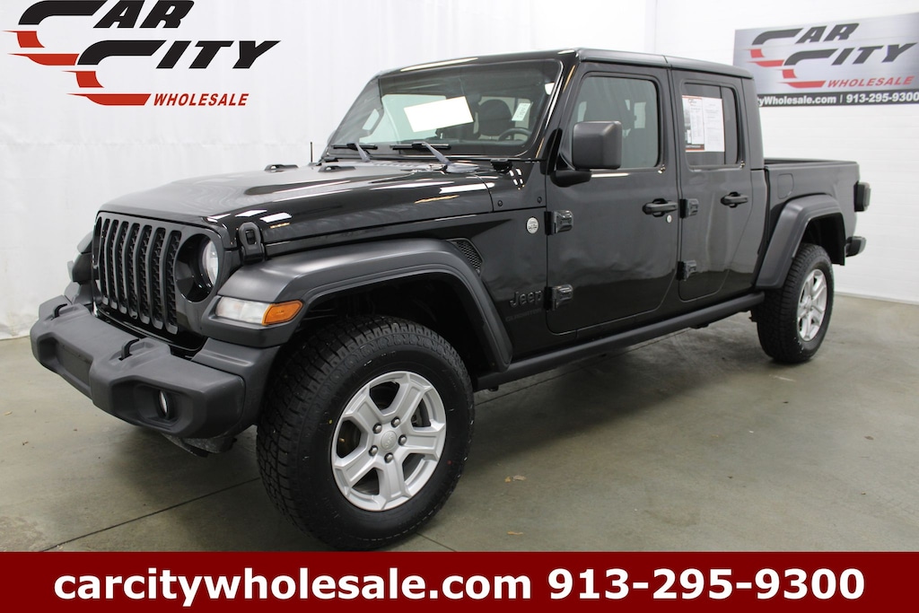 Used 2020 Jeep Gladiator Sport Truck