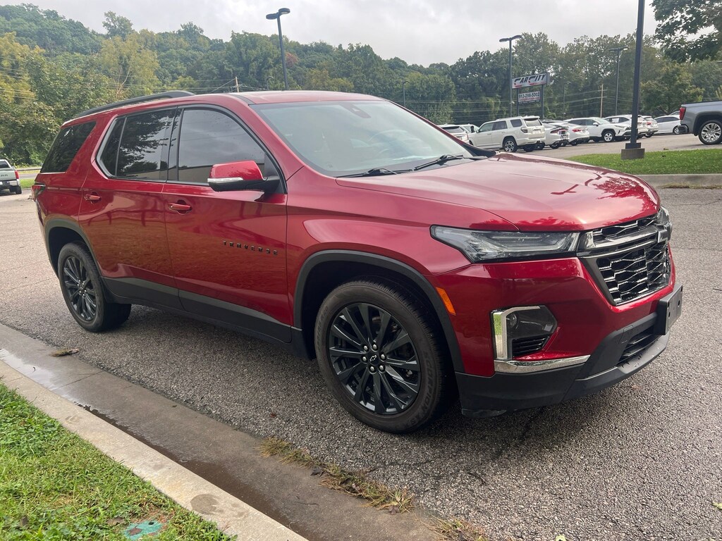 Used 2023 Chevrolet Traverse RS SUV