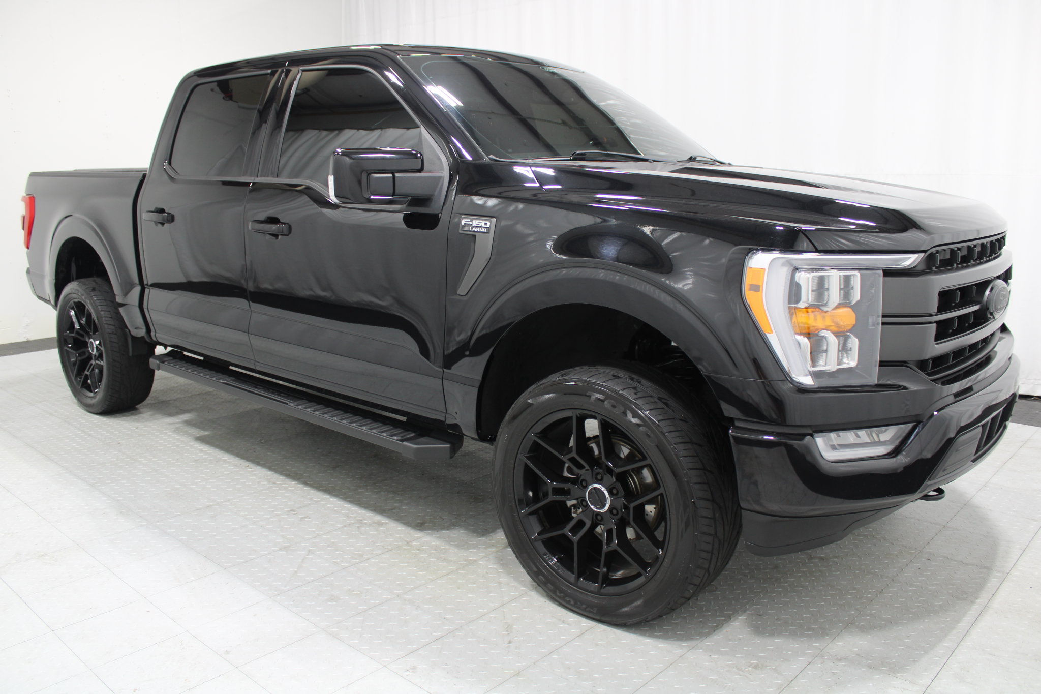 Used 2022 Ford F-150 Lariat Truck