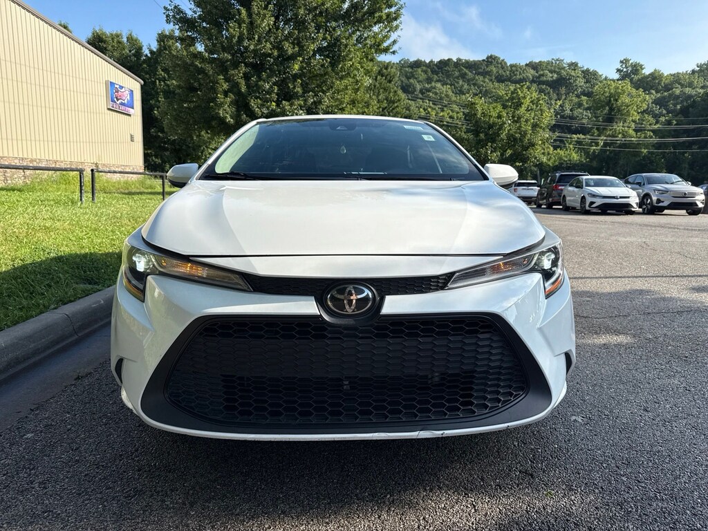 Used 2022 Toyota Corolla LE Sedan